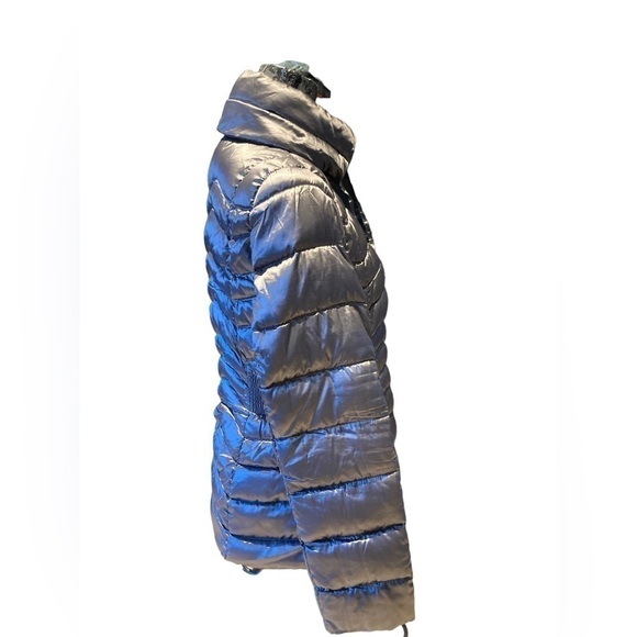 Ana - Women’s Down Filled Light Weight Puffer Jacket - Picture 6 of 11